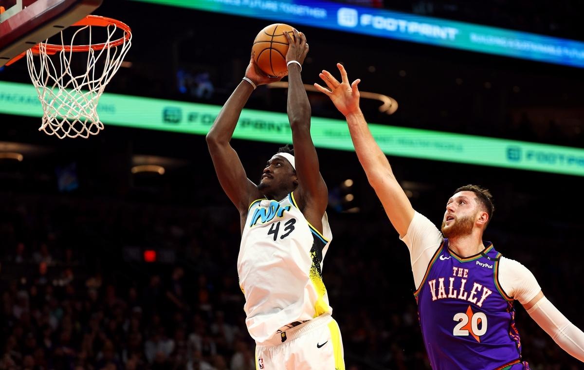 西亚卡姆惊艳全场，险胜助攻爆棚，独行侠逆转取胜！的简单介绍