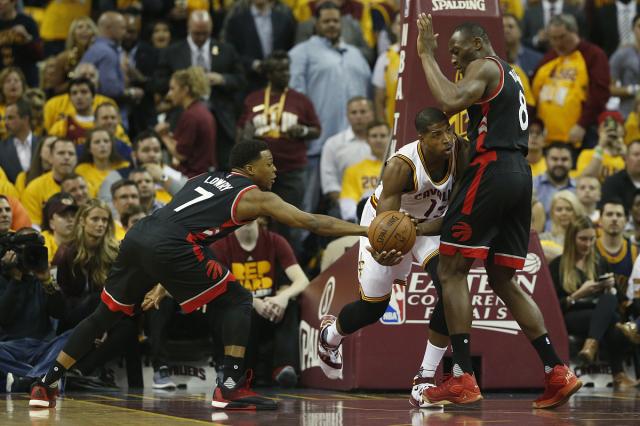 米切尔惊艳全场，爵士助攻爆棚，刷新队史纪录逆转取胜！的简单介绍